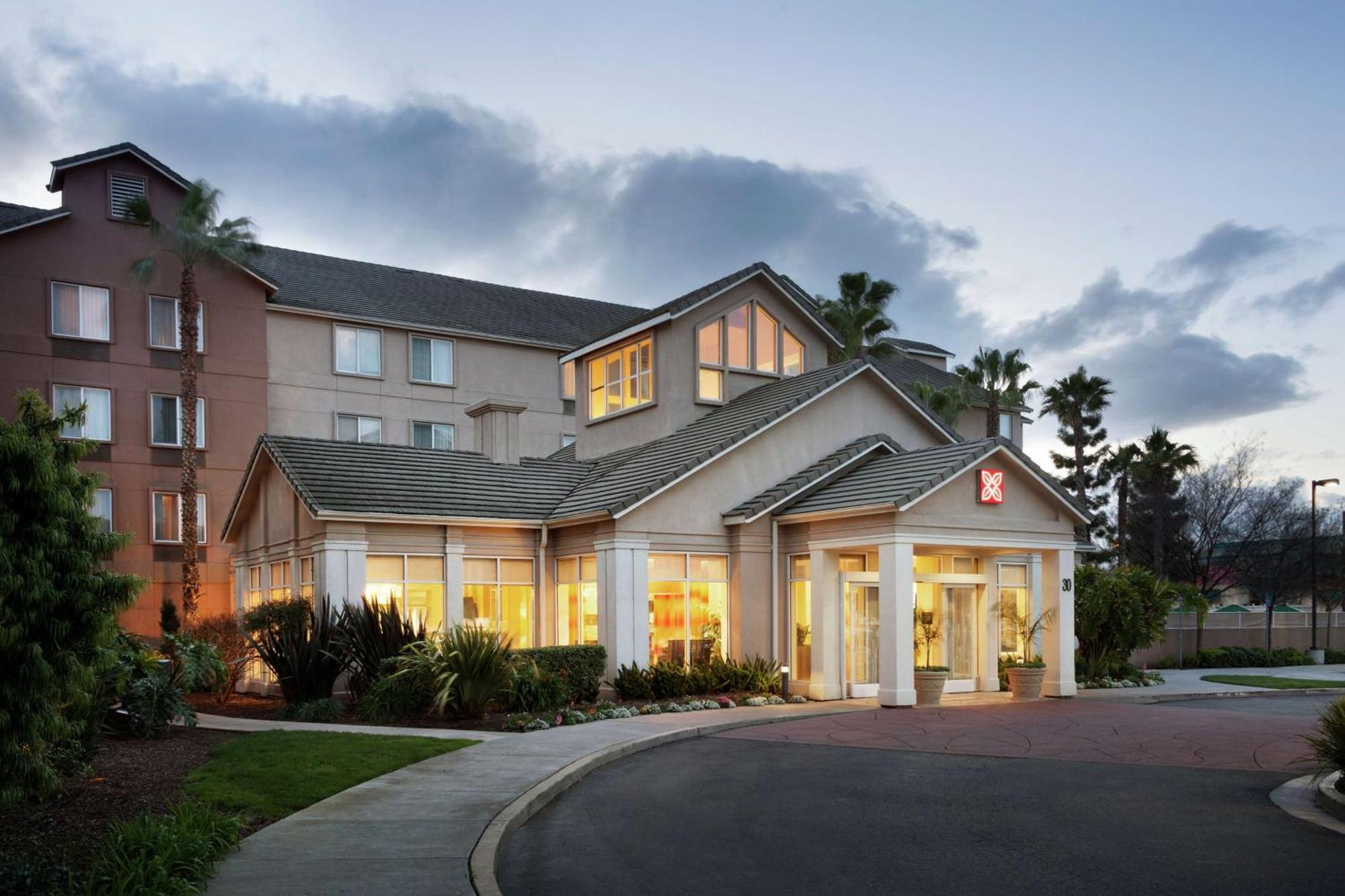 Hilton Garden Inn Gilroy Εξωτερικό φωτογραφία