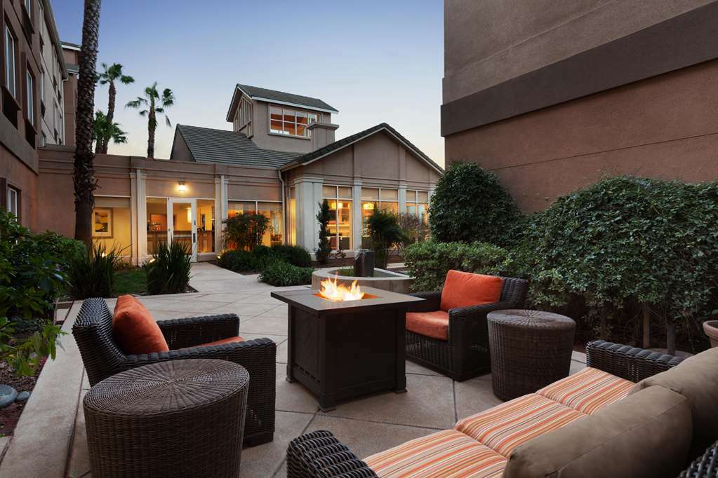 Hilton Garden Inn Gilroy Εξωτερικό φωτογραφία