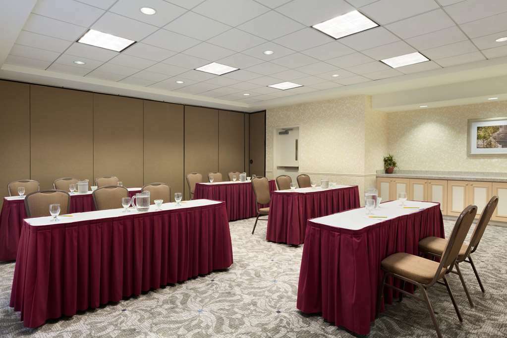 Hilton Garden Inn Gilroy Ανέσεις φωτογραφία