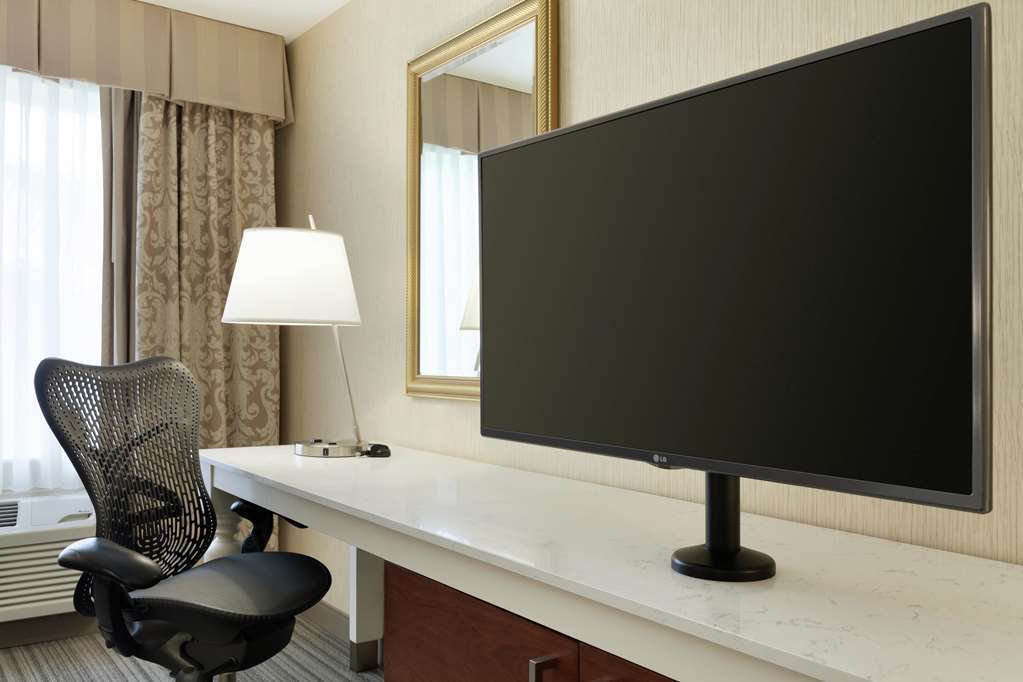 Hilton Garden Inn Gilroy Δωμάτιο φωτογραφία